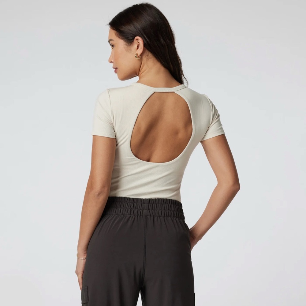 Vuori Short Sleeve Pose Bodysuit